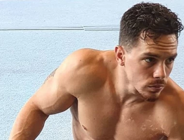 Ο Λευτέρης Πετρούνιας με νέο look - Εντυπωσιακή αλλαγή στα μαλλιά του (φωτο)